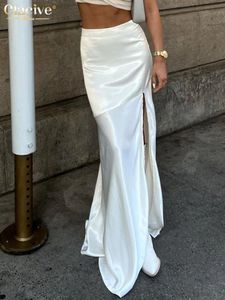 Jupes Clacive Sexy Lâche Blanc Satin Pour Femmes 2024 Mode Taille Haute Jupe Longue Élégant Chic Fente Femme Vêtements 231206