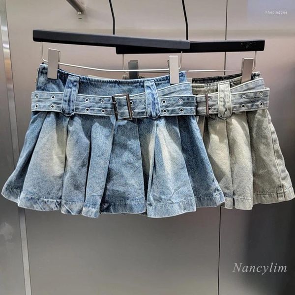 Jupes du design sens de la jupe denim l'été de la femme 2024 haute taille plissée girl girl court a- line sexy streetwear