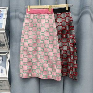 Rokken Designer Merk Speciale prijs 23 Lente/zomer Nieuwe Brief Handdoek Geborduurde Jacquard Afslankende Rok N30X