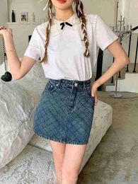 Rokken ontwerper Diamond Pattered Decoratieve denim rok voor vrouwen 23 Zomer nieuwe letters Rhinestone Blood Buckle A-Line High Tailed Short RF0L