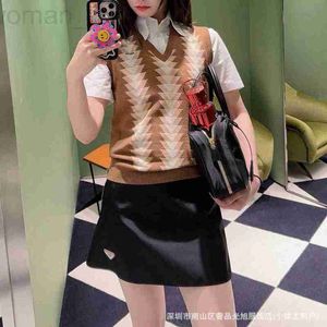 Skirts Designer PRA's 24 New Women's Triangle Logo Contrast Cuir Bright Face Brack Jupe Malf Casual City Vf7g