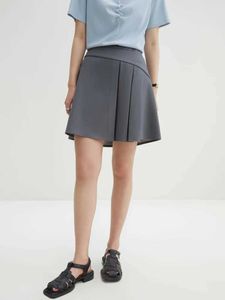 Jupes Dushu Summer Nouveau gris mini jupe asymétrique plissée haute jupe courte femmes Solide Bureau Womens Sous-pants 24DS82123 S2452408