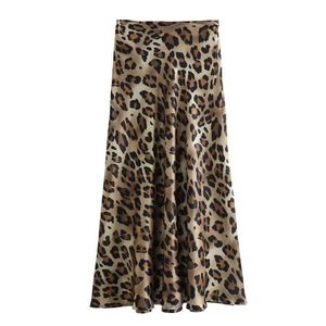 Jupes européennes et américaines en satin léopard jupe maxi jupe de mode