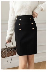 Jupes Fashion Kirts de style coréen pour la femme bouton vintage salin work wear jupe crayon office affaires jupe noire 230413