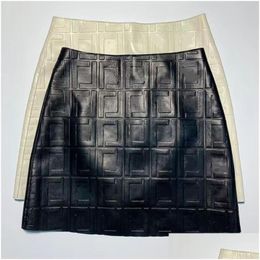 Faldas Diseñador de alta calidad Cuero de la pu Moda F Estampado de letras Cintura Cadera A-Line Falda Entrega de la gota Ropa Ropa de mujer Dha8T