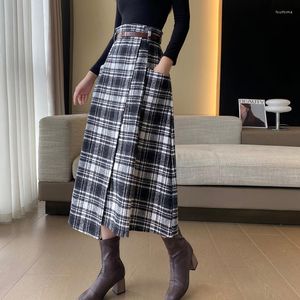 Rokken Onregelmatige wollen geruite rok met riem Dames herfst en winter Koreaanse stijl Retro losse mode Hoge taille Casual