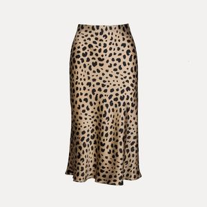 Rokken Klacwaya Luipaard Meisjes Zijde Potlood Rokken Vrouwen Mode Hoge Taille Slanke Rok Dames Chic Animal Print Mermaid Jupe femme 230621