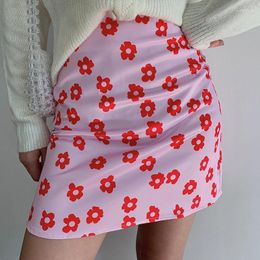 Jupes coréennes mode mini jupe haute taille rose vêtements d'été femmes 2024 rouge floral y2k imprimé satin kawaii