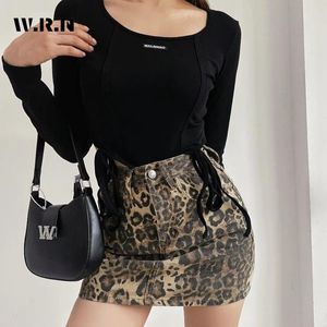 Rokken luipaardprint denim voor vrouwen y2k mode streetwear high taille mini jeans hiphop vintage zomer 2024