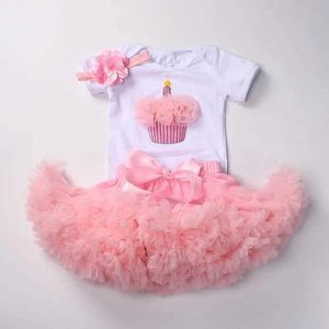 Rokken nieuwe babymeisjes tutu kleren set witte bodysuit pettiskirt verjaardag outfits baby 1e feest met hoofdbandpak voor babymeisjes y240522