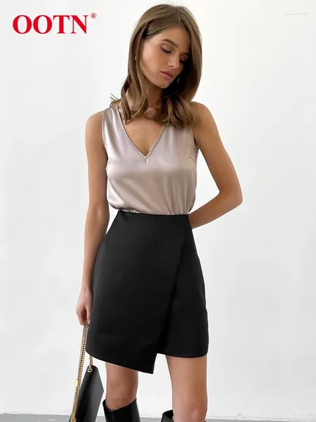 Jupes OOTN Bureau Noir Taille Haute Femmes 2024 Été Asymétrique Mini Printemps Solide Streetwear Mode Satin Jupe Rose