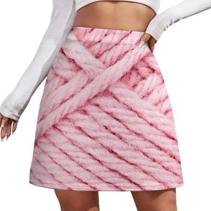 Jupes en fil rose mini jupe sexy pour les femmes
