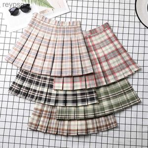 Faldas Falda plisada Ropa de verano para mujer 2022 Moda de primavera Estilo preppy coreano Uniforme de colegiala Harajuku Mini faldas de una línea YQ240201