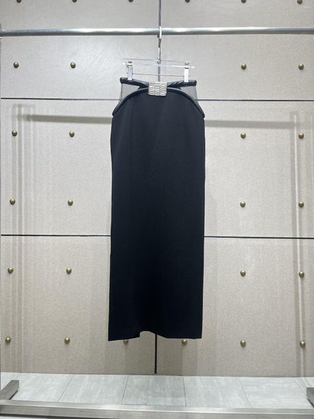 Faldas Media falda de malla de cuero con ribete de diamantes de antes de la caída