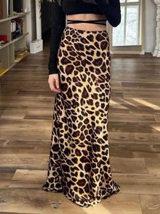 Rokken retro dames luipaardpatroon satijnen leer 2024 mode dames zoete hoge taille ultra dunne dames mode -jurkl2405