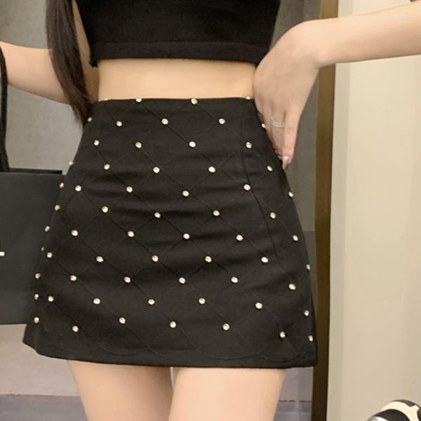 Jupes piste perlée taille haute mode Sexy Mini a-ligne jupe vêtements de fête Vestidos 2023 été noir tendance dames de luxe