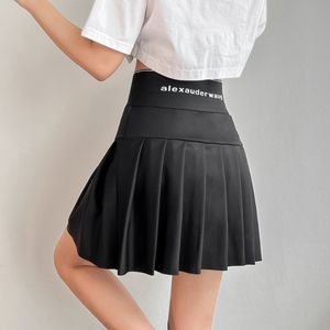Jupes vente femme jupes femmes mode coréenne décontractée bureau dame porter femme OL filles mignon sexy noir mini jupe plissée 2 221122
