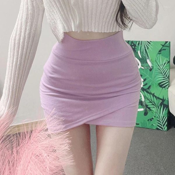 Jupes sexy et féminine haute taille polyvalente avec une jupe courte qui soulève couvre les fesses pour les femmes