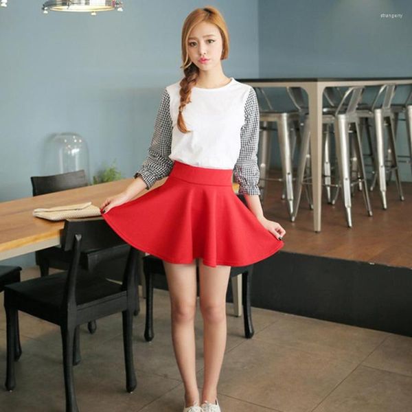 Jupes courtes femmes 2023 Style décontracté Vintage filles pour l'école rouge plissé Mini jupe patineuse taille haute grande taille