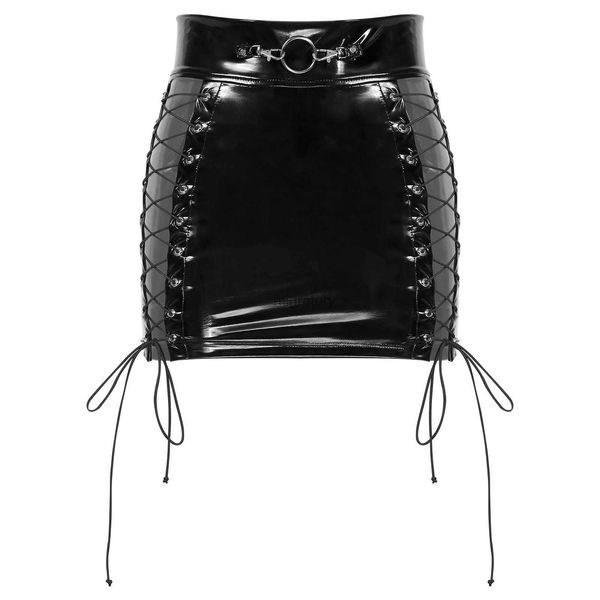 Faldas Skorts Moda para mujer Hollow Out Lace-up Gothic Mini falda Rave Party Punk Clubwear Wet Look Charol Lápiz YQ240223