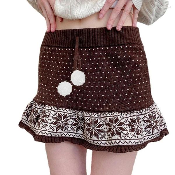 Jupes Flakes de neige tricotées A-Line Fared Hem Mini jupe pompe Pompom Lace-up Low Waited vintage mignon esthétique court pour les femmes