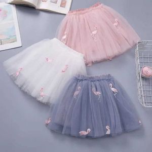 Jupes Summer Kid Girl Jirts blanc rose gris gris grus japonensis broderie ballet tutu jupe pour 3-8 ans vêtements d'anniversaire d'enfant y240522