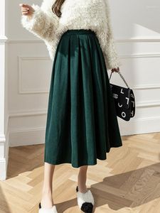 Jupes Surmiitro mi-longue jupe en velours côtelé pour femmes 2023 automne hiver Vintage solide une ligne taille haute plissée midi longue femme