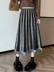 Jupes Tigena Midi longue jupe tricotée pour femmes 2024 automne hiver Vintage rayé gland ourlet une ligne taille haute mi-longue femme