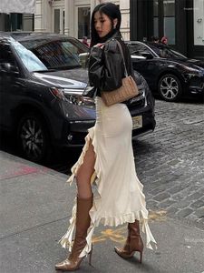 Jupes Tossy gland été femme jupe longue ébouriffée taille haute cassé fendu mode plissée sexy solide patchwork maxi 2024