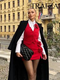 Rokken TRAFZA Vrouwen Elegante Chic Rode Bloem Decoratie Hoge Taille Mini Rok Vrouwelijke Mode Vintage Sexy Slanke Slit Streetwear