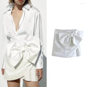 Jupes Vintage Blanc Satin Bow Mini Femmes Taille Haute Gaine Split Mode 2023 Élégant Mujer Faldas