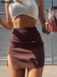 Jupes WannaThis tricot femmes jupes côté fendu marron solide taille haute automne mode maigre Harajuku e-girl femme jupe courte 2021 W0308
