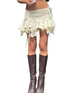 Jupes Mini jupe plissée taille haute pour femme avec ourlet à volants et cordon de serrage - Mode d'été tendance chic