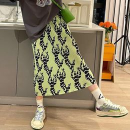 Jupes jupe de plage à imprimé floral d'été pour femmes avec plis élastique haute taille et côté latérale parfaite pour les vacances Str
