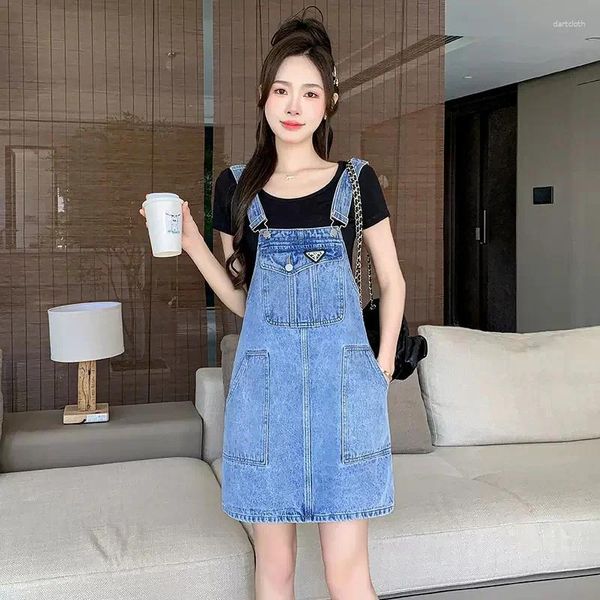 Jupes femmes printemps été Denim sangle jupe décontracté mode sans manches en vrac Mini doux mignon bleu clair robe courte