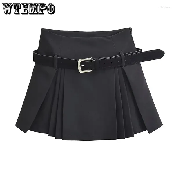 Jupes Wtempo Preppy Style courte plissée avec des femmes de la ceinture Fashion haute taille A-Line Grey Black Mini de sécurité Pantalon