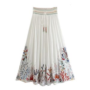 Rokken YENKYE 2023 Vrouwen Witte Lange Geborduurde Rok Vintage Trekkoord Elastische Mid Taille Vrouwelijke Plooi Boho 230925