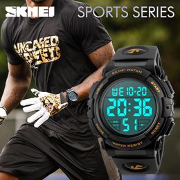 SKMEI Nuovi orologi sportivi Uomo Outdoor Fashion Orologio digitale Multifunzione 50M Orologi da polso impermeabili Uomo Relogio Masculino 1258292d