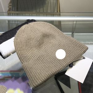 Crânio Designer Caps Bonnet Presente França Presente Beanie Chapéu Bordado Emblema Homens Mulheres Lã Chapéu Chapéu Quente e Frio Prova Beanie Vers