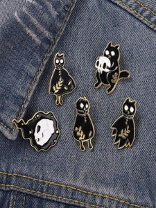 Cráneo Fantasma Forma de gato Broches para ropa Serie del día de Halloween Alfileres de solapa de aleación Esmalte unisex Bolsas de dibujos animados Camisa Insignia de vaquero Europea4962061