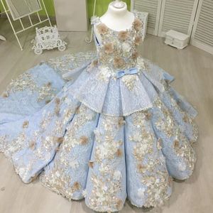 Sky Blue Ball Town Meisjes Pageant Jurken met Champagne Bloemen Kant Tiered Bloem Meisjesjurken voor Bruiloft Sweep Train Kids Prom Dress