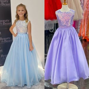 Bleu ciel Filles Pageant Robe 2023 Longue Une Ligne Sequin Organza Enfants Anniversaire Robe De Soirée Formelle Infant Toddler Ados Préadolescent Bébé Minuscule Jeune Junior Miss Enfants Lilas