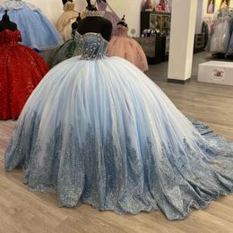 Bleu ciel Quinceanera douce 16 robes dentelle Applique 3D fleur perles cristal avec Cape à lacets bal robes de bal Graduation