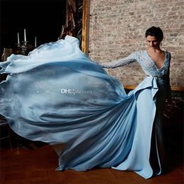 Sky Light Blue Pearls Zuhair Murad Dress Design Lace Appliques Chiffon Overskirts avondjurken Lange mouwen prom feestjurken Es Es
