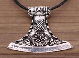 Slave Perun Axe Star de Russie Symbole Svarog Viking Warrior Ax Protection Amulet Collier Men Pagan Bijoux4417903