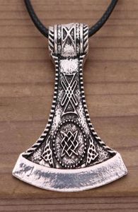 Slave Perun Axe Star de Russie Symbole Svarog Viking Warrior Axe Protection Amulet Collier Men Pagan Bijoux4283651