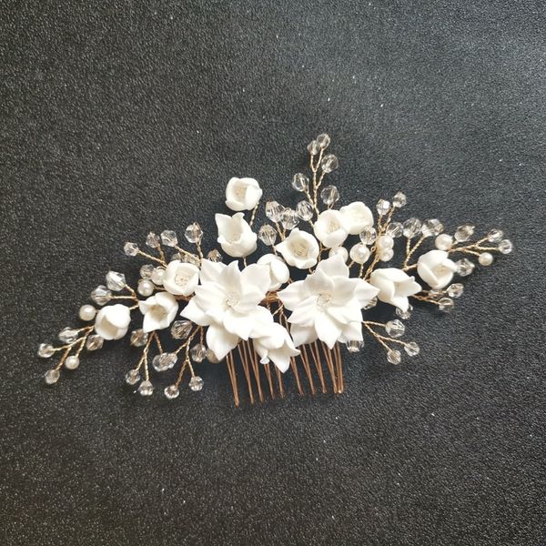 SLBRIDAL cristal à la main perles simulées fleur en céramique mariée mariage cheveux peigne épingles à cheveux autocollants femmes bijoux Y200409