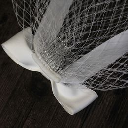 Veaux de mariage de style bowkot Slbridal Longueur Bowkot avec peigne Veaux de mariée blanc accessoires de mariage pour les femmes mariages de la mariée