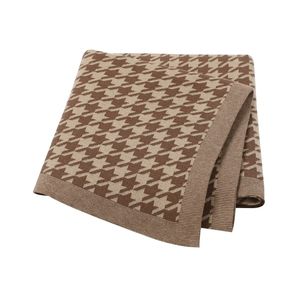 Sacs de couchage Couvertures pour bébés Super Soft born Girls Boys Monthly Swaddle Wrap Quilts Plaid Cotton Knitted Toddler Infant Stroller Bedding Mat 221007