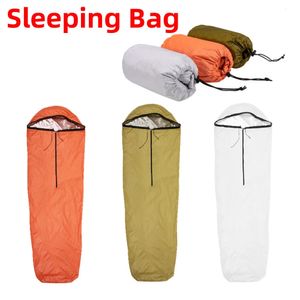 Sacs de couchage sac imperméable léger thermique couverture de survie d'urgence Camping randonnée activités de plein air 231017